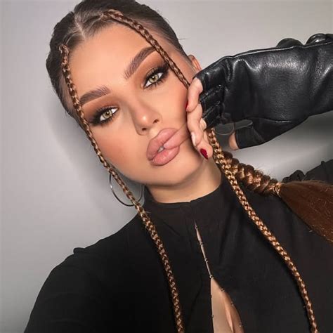 Nana 👑 (@_nana.life_) • Threads, Say more