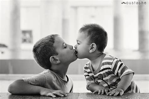 niños y bebés Boys Kiss Boys, Kids Photography Boys, Cute Gay Couples