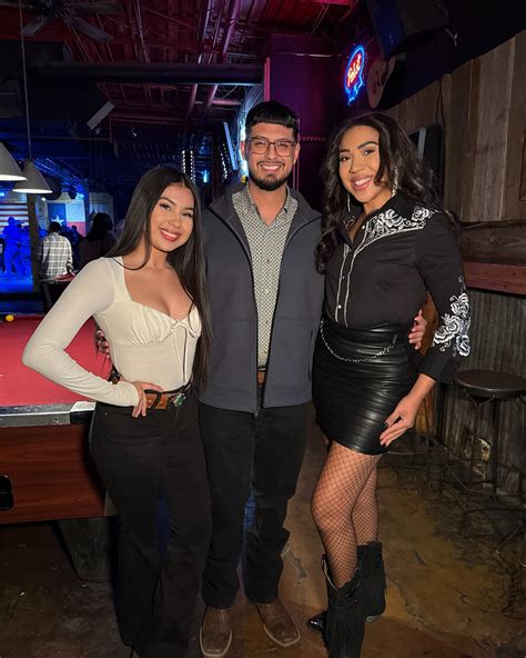 Bianca Wright (@bmoniqueofficial) • Instagram photos and videos