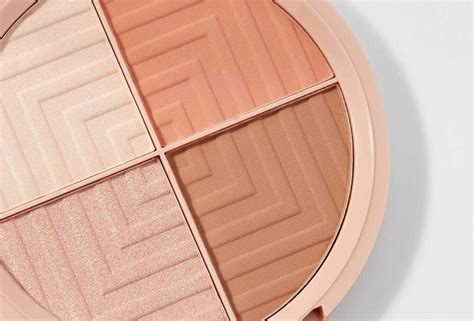 Divage Палетка для лица скульптурирующая Sculpt & Shine 12 гр — купить ...