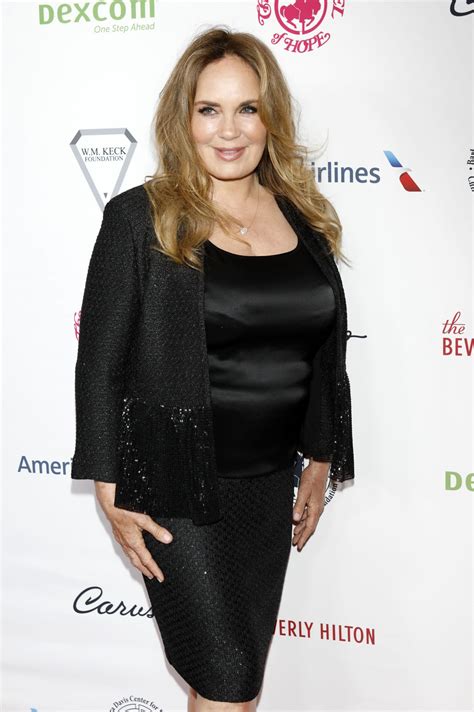 Catherine Bach Biography, Height, Weight, Age, Movies, Husband, Family