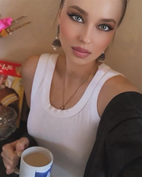 Когда я пишу посты , особенно пошлые , публика оживает ♥️ Хорошего дня ...