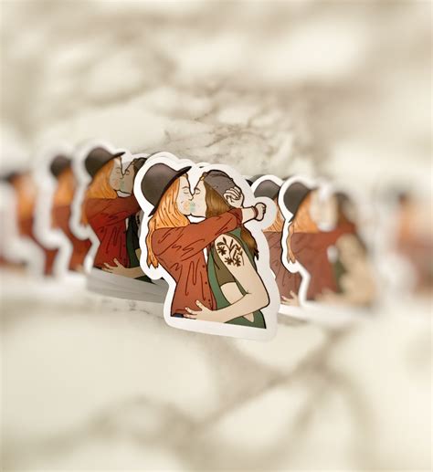 LGBTQ lindo lesbiana beso novia pegatinas / amor gay | Etsy