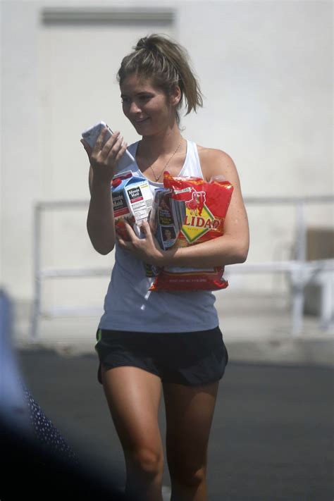 Shauna Sexton - Leaves a Supermarket in LA 08/25/2018 • CelebMafia