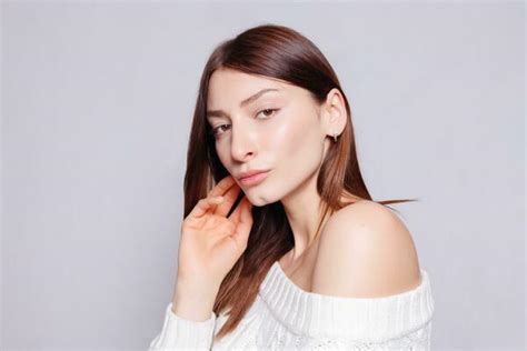 Model Side Face Stock Photos, Images and Backgrounds for Free Download