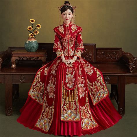 Traditional Chinese Bridal Red Wedding Xiuhe Dress, 红妍惜君 Classic