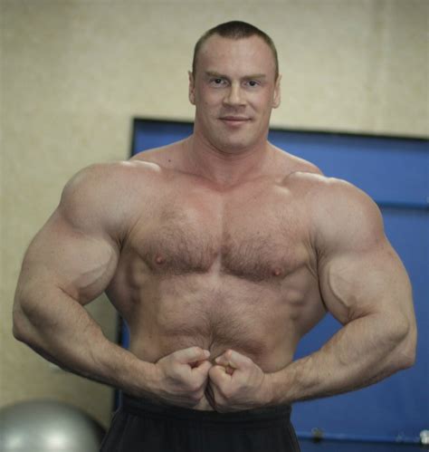 Muscle Lover: Muscle mountain Andrey Shokin from Russia