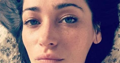 Belén Persello, atriz argentina, comete suicídio aos 34 anos