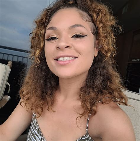 Amanda Claiborne's Instagram, Twitter & Facebook on IDCrawl