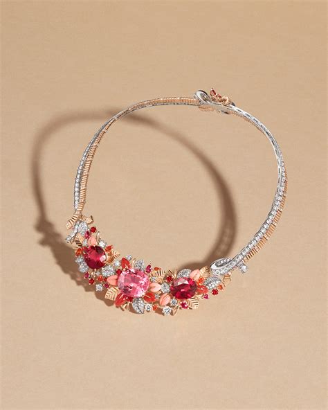 Van Cleef & Arpels Celebrates Savoir Faire With Le Grand Tour High ...