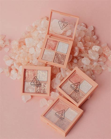 Pin by 𝓙𝓲𝓶𝓮𝓷𝓪. on X♀️‍♀️X | 3ce makeup, Aesthetic makeup, Korean eye makeup