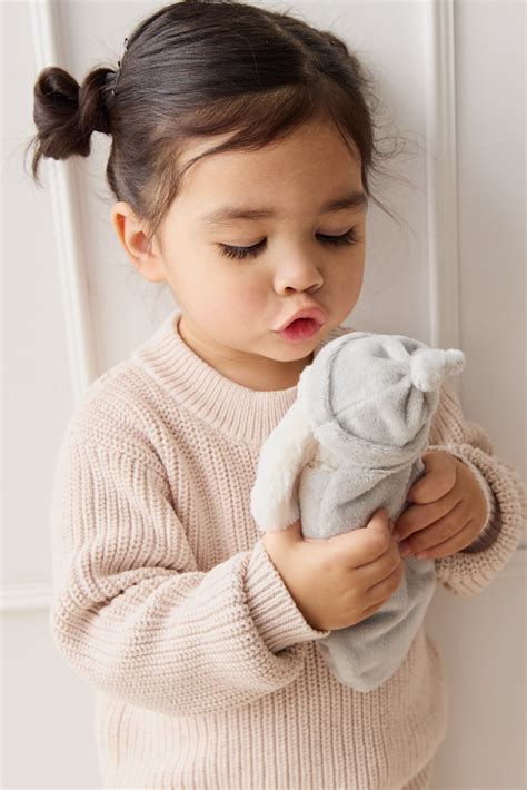 Snuggle Bunnies - Sleeping Penelope - Willow – Jamie Kay Wholesale