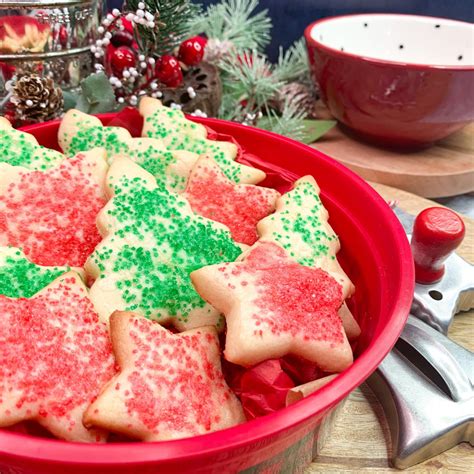 Easy Italian Christmas Cookies - Walking On Sunshine Recipes