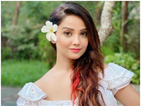 8 Things You Didn't Know About Adaa Khan - Super Stars Bio