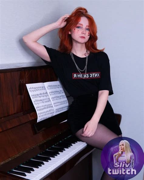 эвелинушка слив фото и засвет - Sliv-Twitch Белые трусики
