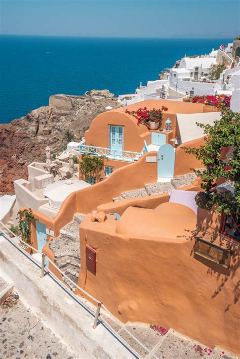 Oia Photo Spots: 10 Unmissable Locations For Beautiful Shots