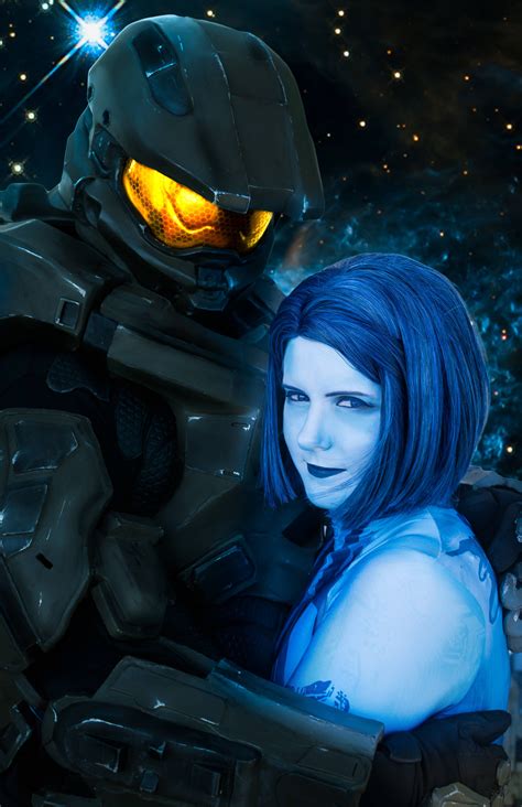 Halo Cortana Cosplay
