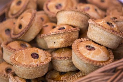Лакрица: что это, какой у неё вкус, польза и вред, где применяется: Еда ...