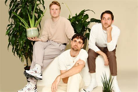 Liimo Return With Their Rendition Of "If You Were Here Tonight"