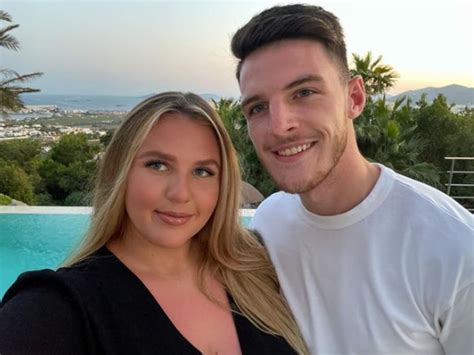 declan rice quietly confirms birth   child  lauren fryer