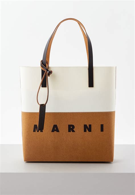 Сумка Marni, цвет: бежевый, RTLABA565701 — купить в интернет-магазине ...