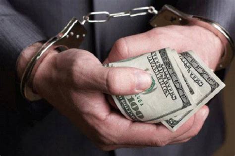 Статья 292 УК РФ о служебном подлоге: виды и отличие от смежных ...