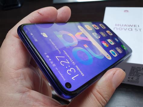 Huawei Nova 5T Review; Memorabil prin nuanţa sa purpurie şi look-ul 3D ...