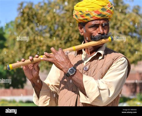 Bansuri player hi-res stock photography and images - Alamy