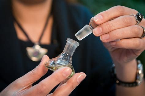 3 мл, 10 мл, 15 мл и 30 мл - сколько это? - perfumers-guild.com