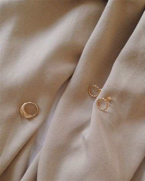 #saharok #saharokstore #minimalism #beauty #moscow_sights #jewelery # ...
