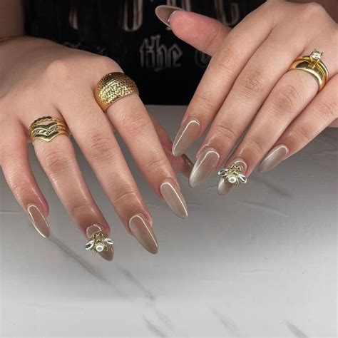 cat eye nails designs  shines   galaxy naincraft