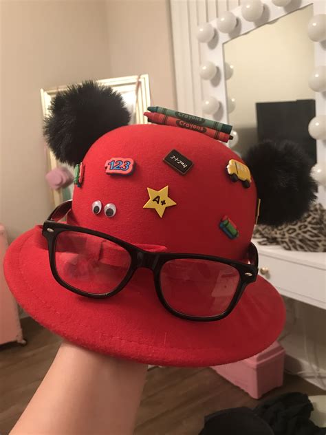 Silly hat day! | Silly hats, Easy diy crafts, Easy crafts