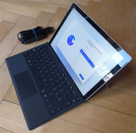 Microsoft Surface Pro 7 | Kaufen auf Ricardo
