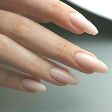 Meilleur design Nail Art en 2019 | Couleur ongles, Ongles ovales ...