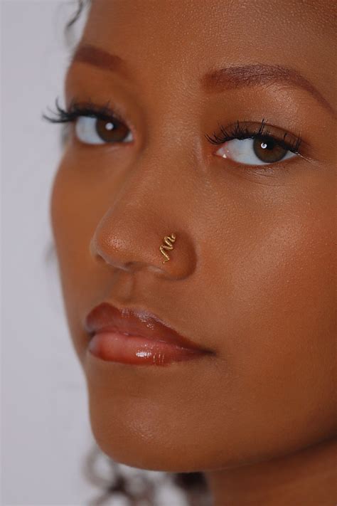 threadless push  snake top nose stud statement gold