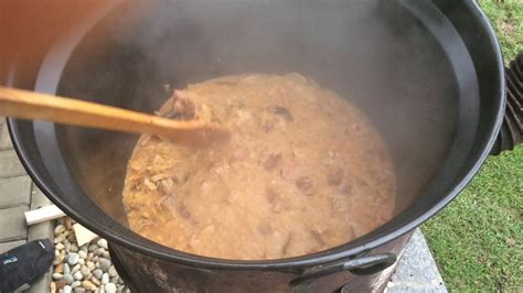 Kapustnica - traditional slovak soup. Капустница - традиционное первое ...