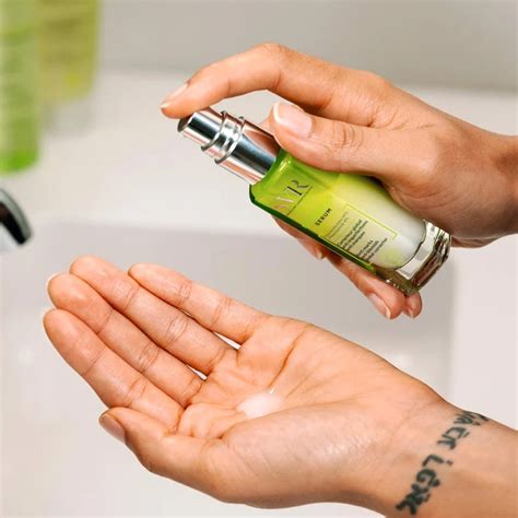 SVR Sebiaclear Serum
