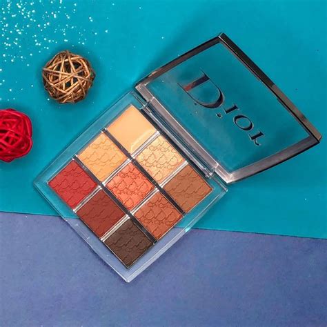 Представляем новинку от Dior - невероятную палетку теней Eye Palette ...