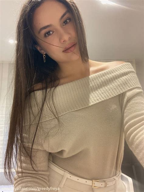 Greedy Freya’s Official Social Fan Page | LoyalFans