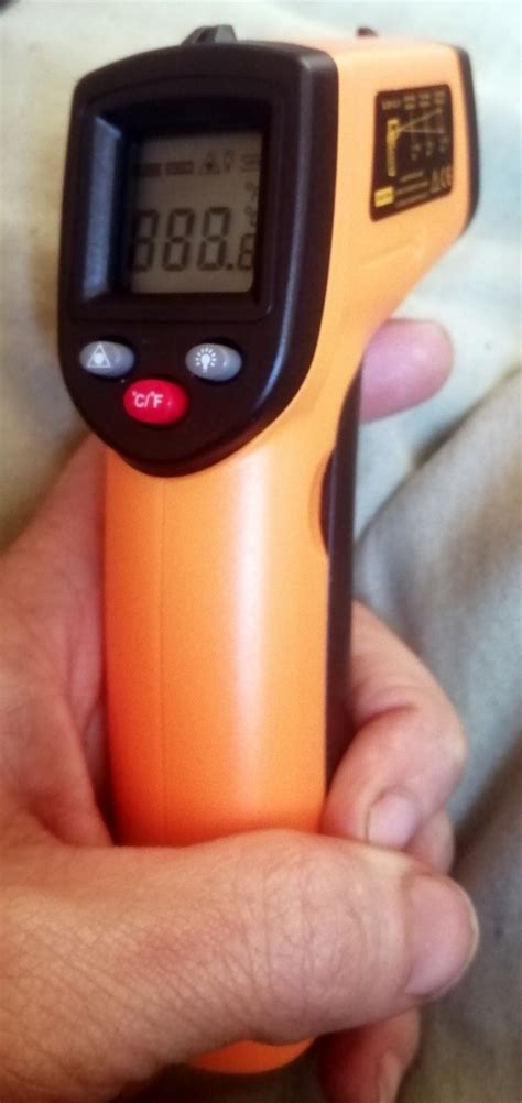 Термометр инфракрасный Benetech GM-320 | отзывы