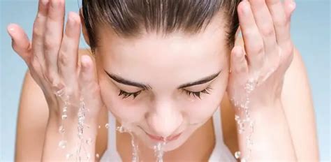 Holes in the skin: causes and treatment. How to get rid of post-acne ...