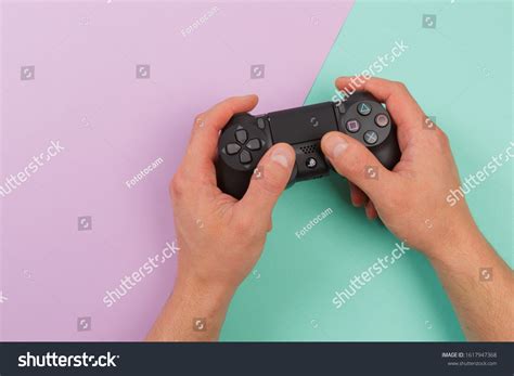 32 Hand Holding Playstation Arm Images, Stock Photos & Vectors ...
