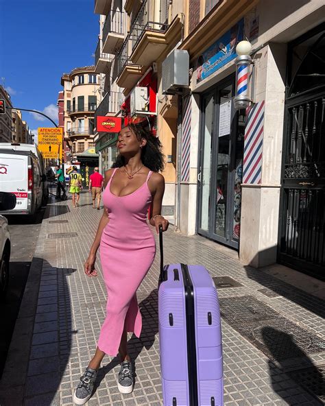 Yoelys correa villalba (@oficial.lys) • Instagram photos and videos