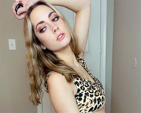 Lily Alcott Onlyfans 2025