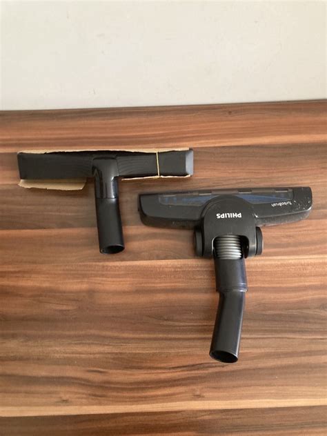 Две четки за прахосмукачка Philips - Нови гр. София Дианабад • OLX.bg