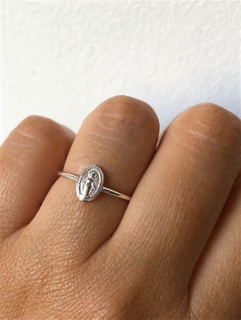 Virgin Mary Vintage Ring - Etsy