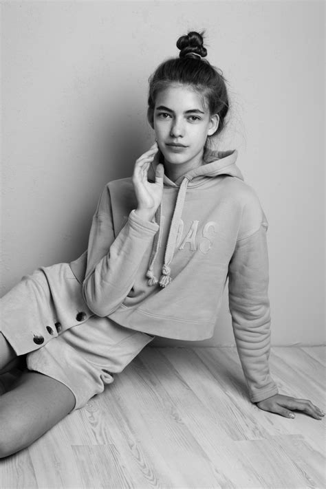 Nadya Nuzhnova
