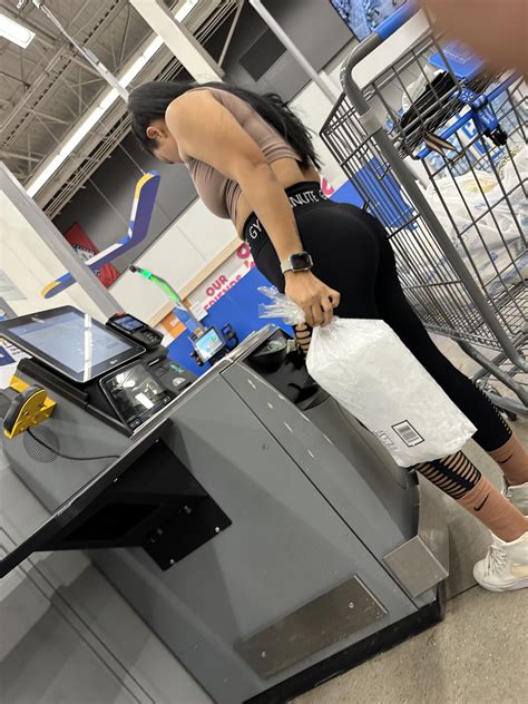 Nice booty at walmart - Spandex, Leggings & Yoga Pants - Forum