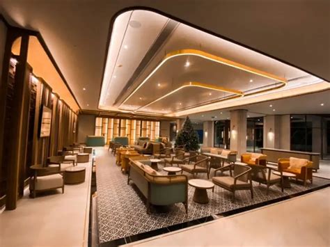 Luxury And Beyond: The 10 Best Hotels In Bangkok
