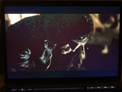 Blocky and Pixelated Dark Scenes when wat… - Apple Community